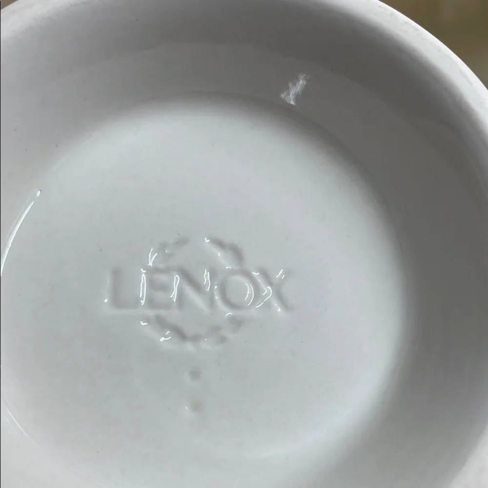 Lenox White Mixing Bowl with Whisk and Towel Set